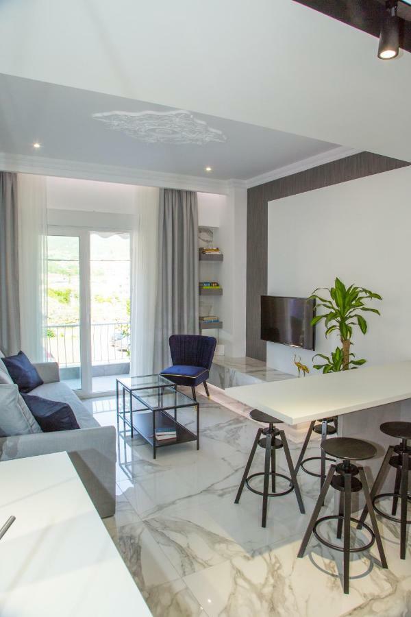 Veria Luxury Suite Exterior photo